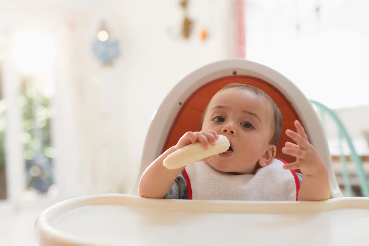 teaching-your-child-to-chew-food